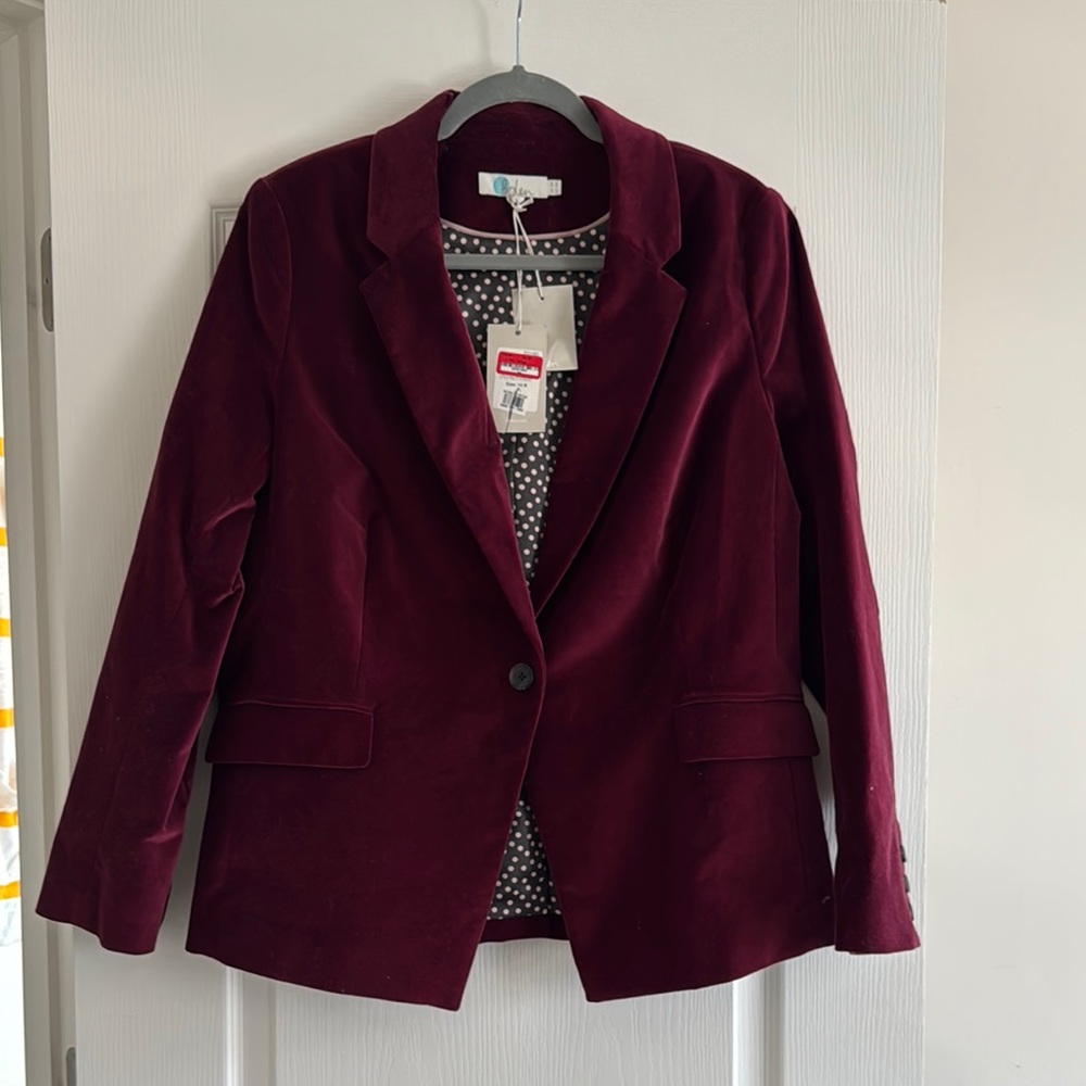 Women's Burgundy Blazer